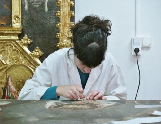 32 Empresa de restauración de lienzo