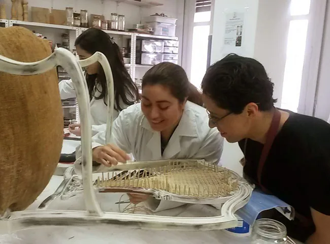DIPLOMA PROFESIONAL EN CONSERVACIÓNY RESTAURACIÓN DE MOBILIARIO