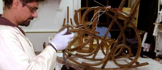 CURSOS DE VERANO DE RESTAURACIÓN DE MUEBLE