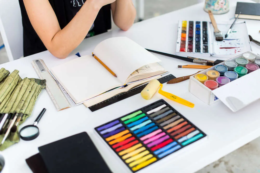 CURSO DE ILUSTRACIÓN ARTÍSTICA Y DIGITAL