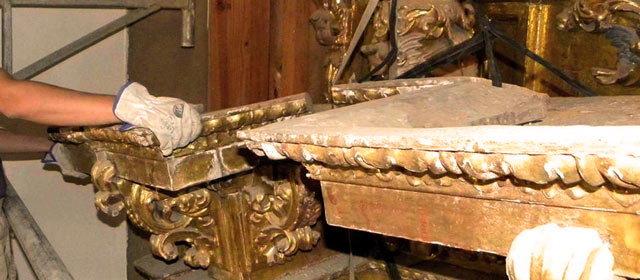 La restauración de retablos implica conocimientos de pintura, escultura, dorado, carpintería, talla y escultura